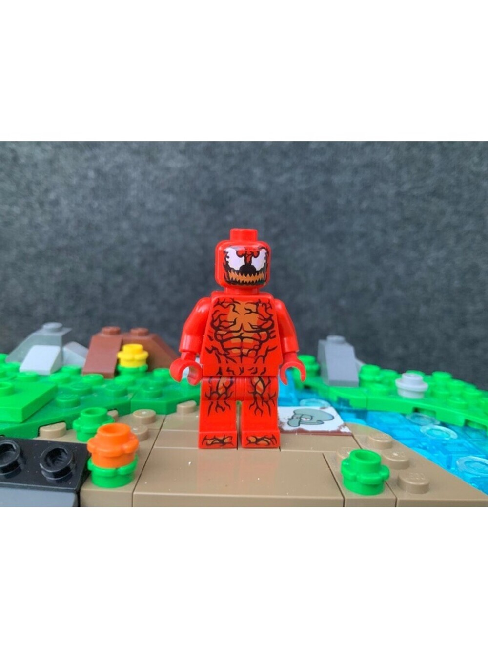 LEGO Carnage sh632 Marvel Minifigure Venom Crawler